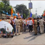 Borivali Assembly Maharashtra Fighting between Public