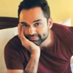 Abhay Deol plays DJ